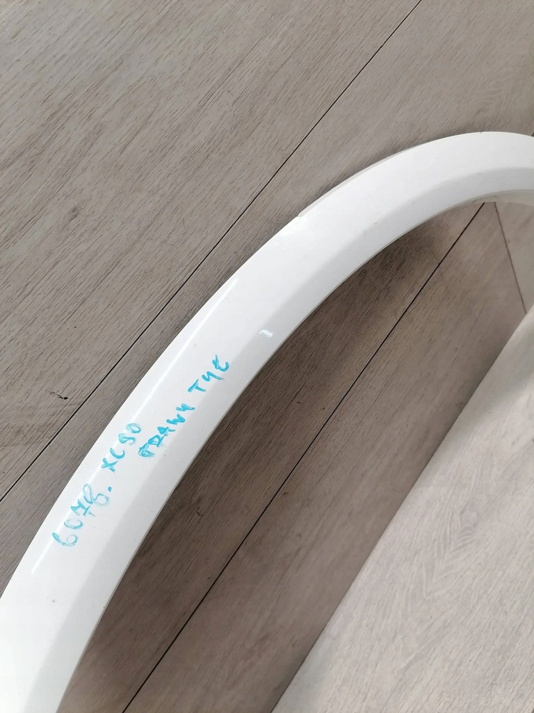 фото №9, Volvo xc90 молдинг крыло правый задняя 31378165