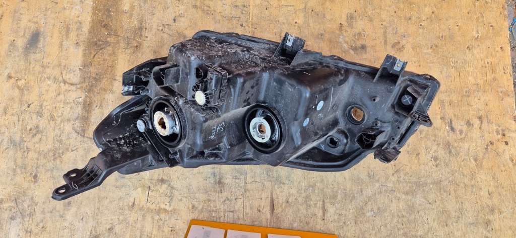 фото №4, Фара правий suzuki vitara iii