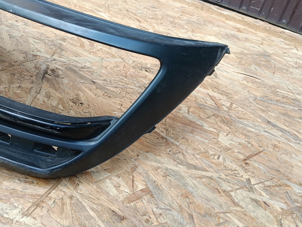 Диффузор спойлер бампера задний  8w0807521aa audi a4 b9 Киев