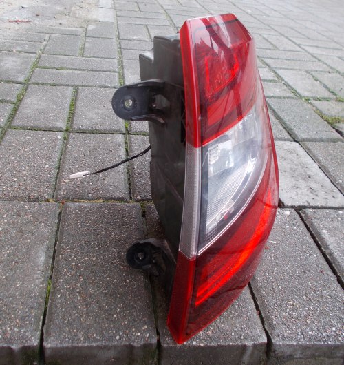 фото №8, Skoda octavia iii kombi lift 17+ права задня led оригінал