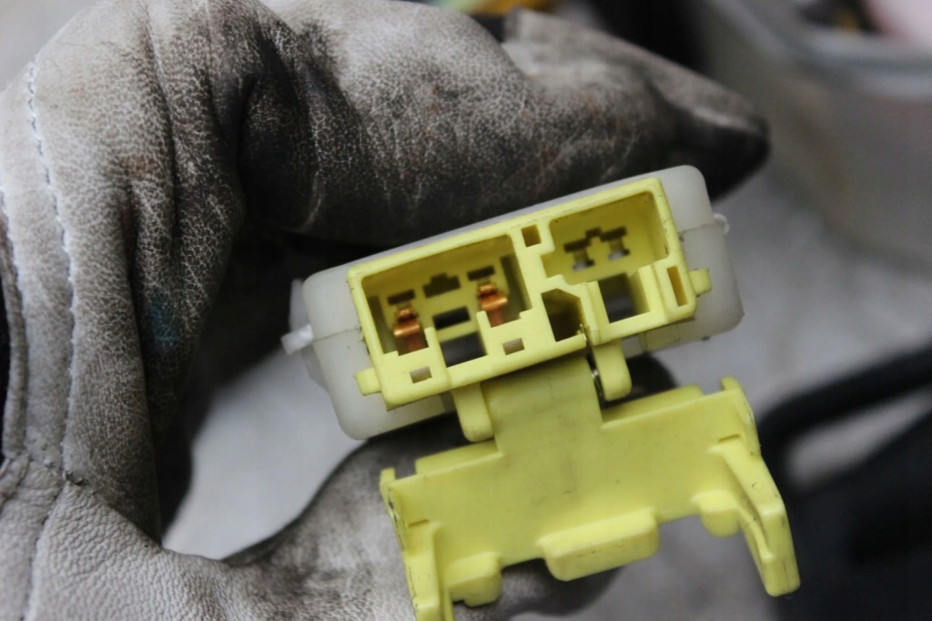 фото №3, Lexus ls400 89-94 pas безпеки правий передній