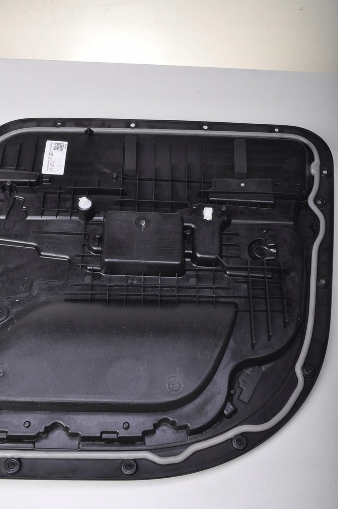 фото №8, Land rover defender l663 обшивка дверь левый перед