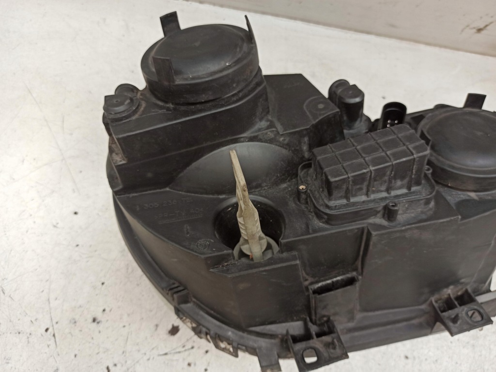 фото №11, Vw polo 9n панель фары лампа левая передняя 6q1941007m !повреждённая!