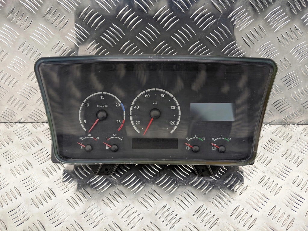 фото №1, Прилади лічильник панель приладів scania r