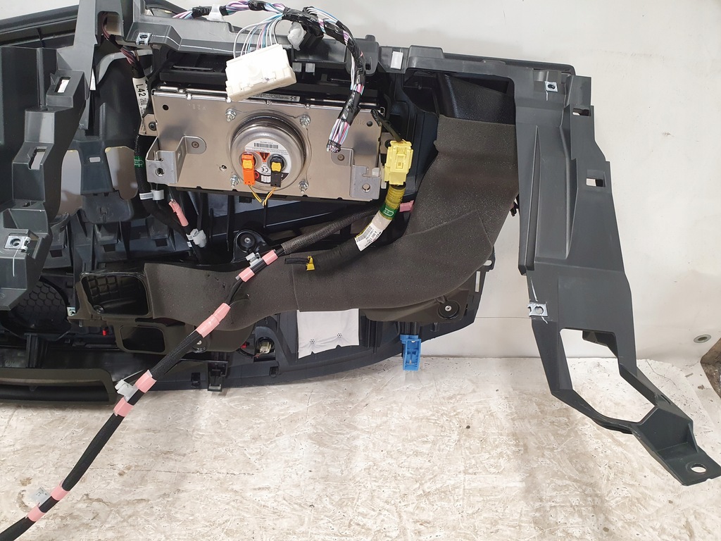 фото №13, Консоль 4подушка безопасности lexus ux ux250 20r org приборная панель приборная панель демонтаж