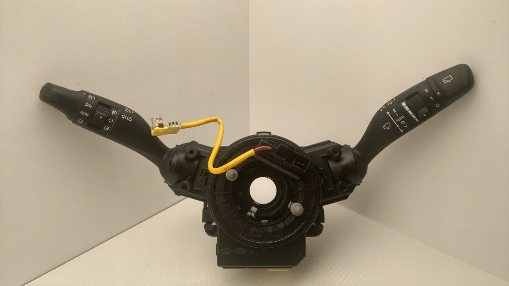 фото №1, Переключатели лента hyundai santa fe iv 93480-s1000