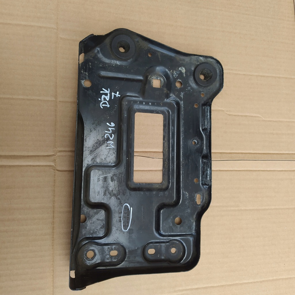 фото №1, Основание аккумулятор a-klasa w176 a2466200018