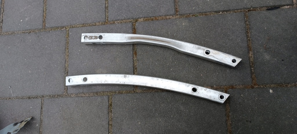 фото №1, Mercedes c w206 кронштейн балка балка