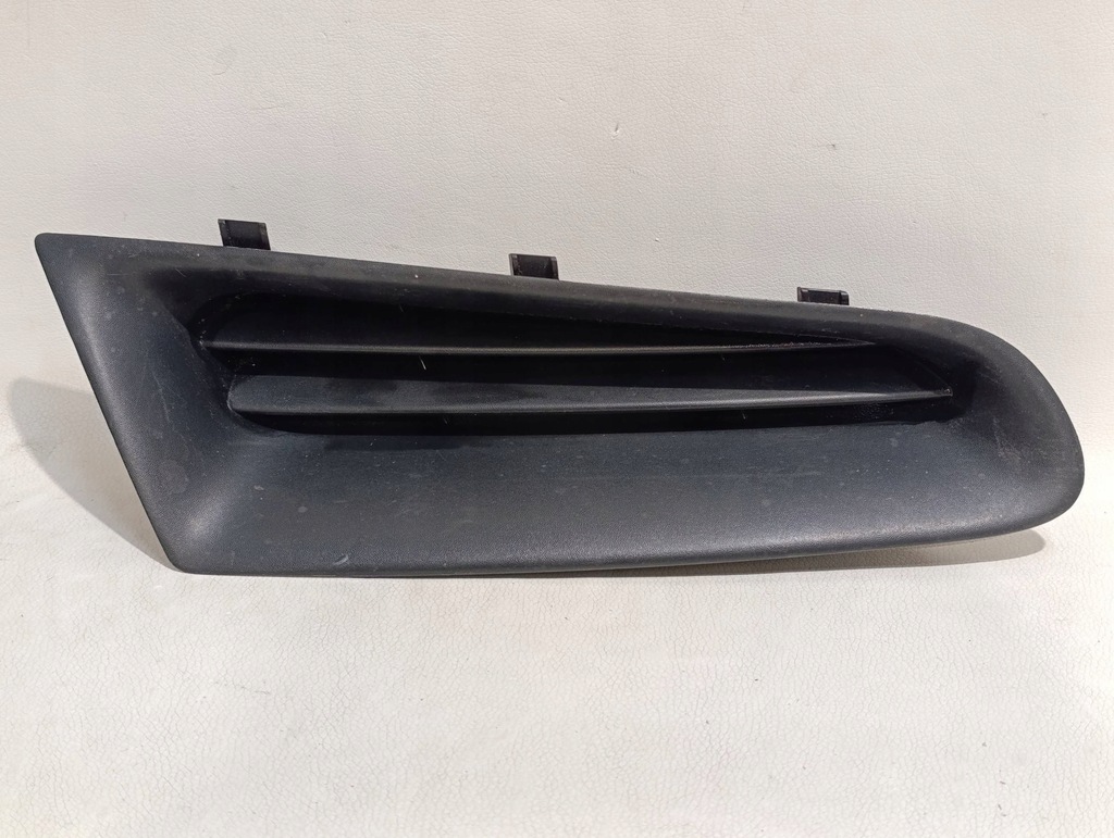 фото №1, Решётка заглушка защита бампера перед правая renault clio 3 iii 1859430