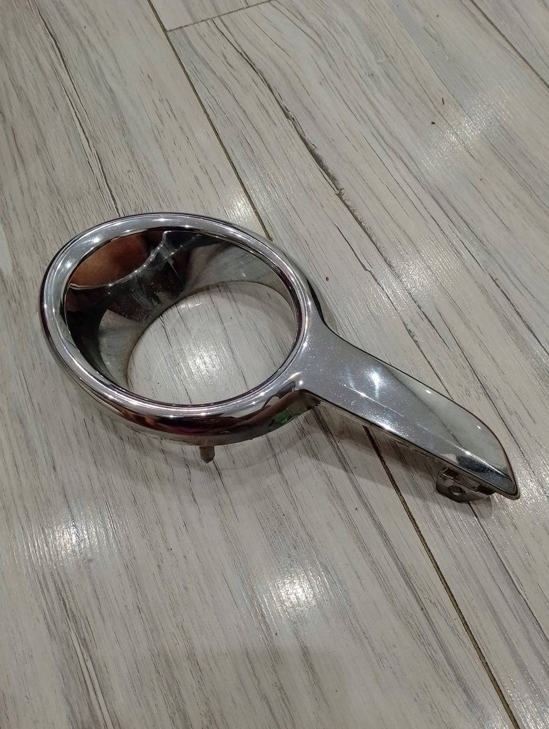 фото №1, Peugeot 208 рамка противотуманной фары правая 9673233277