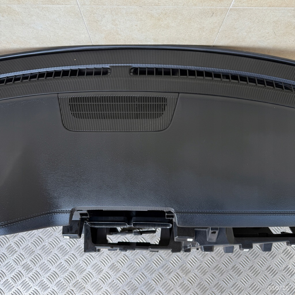 Приборная панель комплектная подушка безопасности панель  ремни приборная панель jeep compass 2 рестайлинг  2021 год в Украине