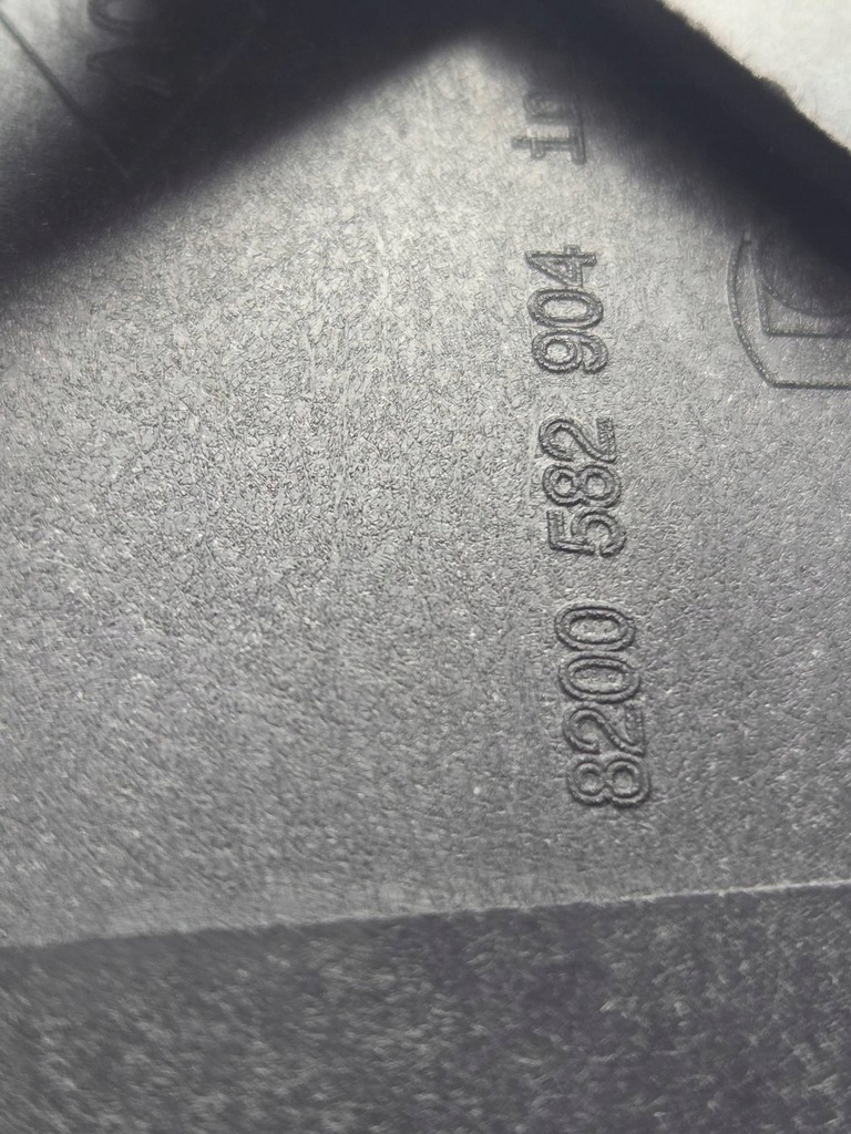 фото №9, Renault clio iii 2008 крышка заливной топлива 8200582904