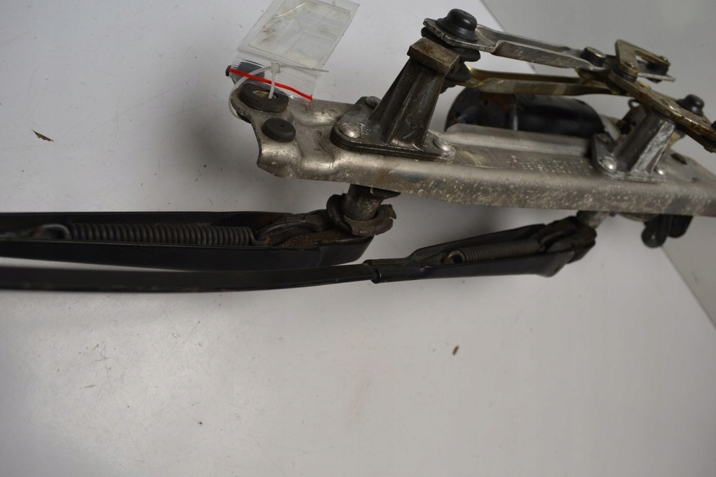 фото №15, Mercedes-benz оригінальний номер 1268204142 механізм двірник