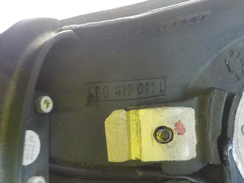 фото №9, Audi a6 c5 a4 b5 повітропровід колесо шкіра мультифункція 4b0419091l