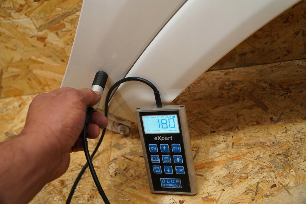 Крыло левый правый перед накладка mercedes gle c167 купе 23r оригинал идеальное состояние с Разборки