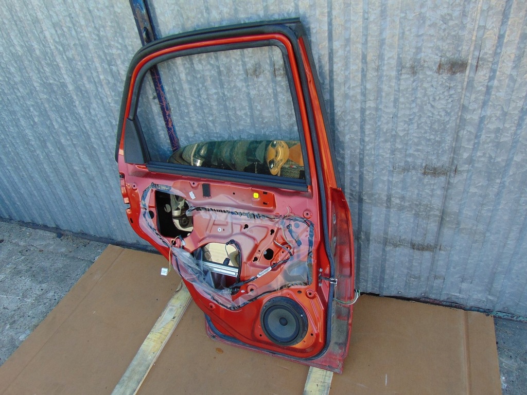 фото №15, Дверь левый задняя suzuki sx4 тонированная стекло zfm