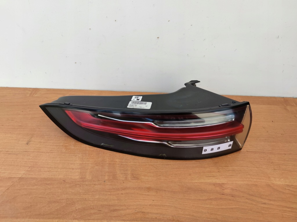 фото №1, Porsche cayenne 9y левая лампа w крыло задняя led