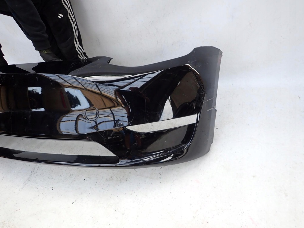 Tesla model y 20- бампер перед передний в Украине