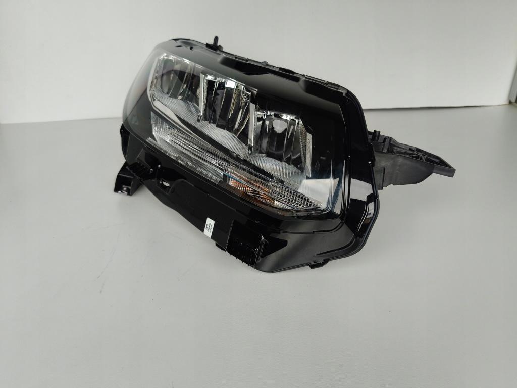 фото №1, Лампа права фара peugeot partner iv 24- lift led