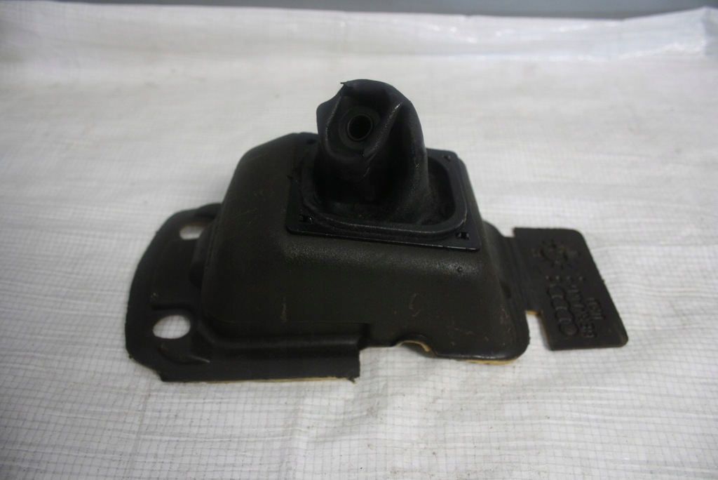 фото №13, Шумоизоляция выборщик audi a3 8l fl hb 8l0863875c