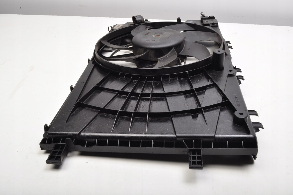 Opel insignia a 1.8 16v вентилятор радиатора 8655005 22915599 22915694 с Разборки