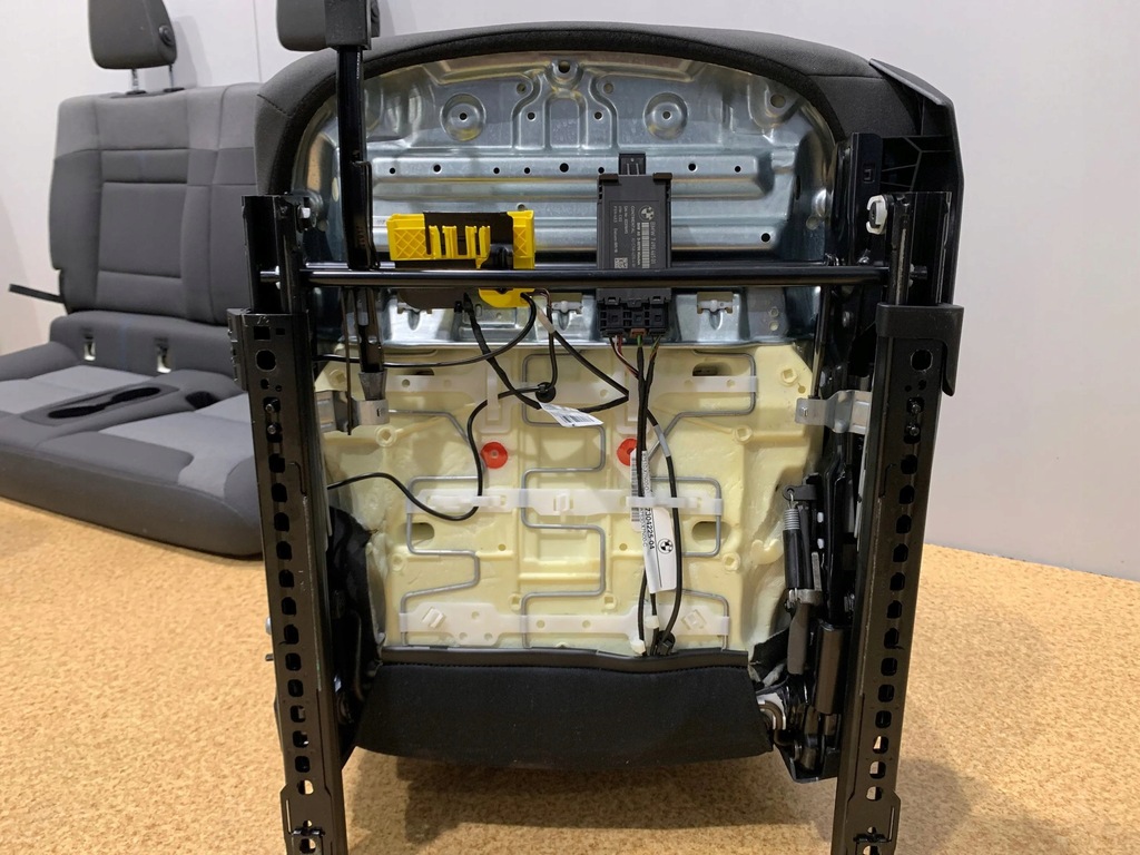 фото №12, Bmw i3 сиденья заднее сиденье обшивки салон europa idealne