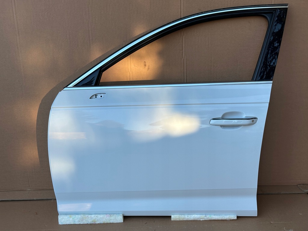 фото №1, Audi a4 b9 8w ls9r дверь левый перед передние левая idealne