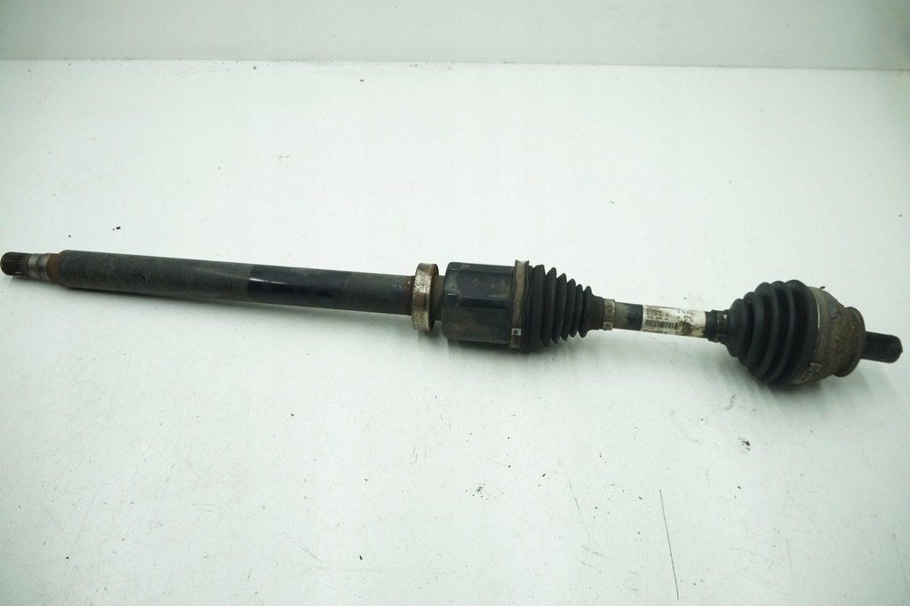 фото №1, Volvo v60 i d5 приводной вал приводная правая длинная 31272550