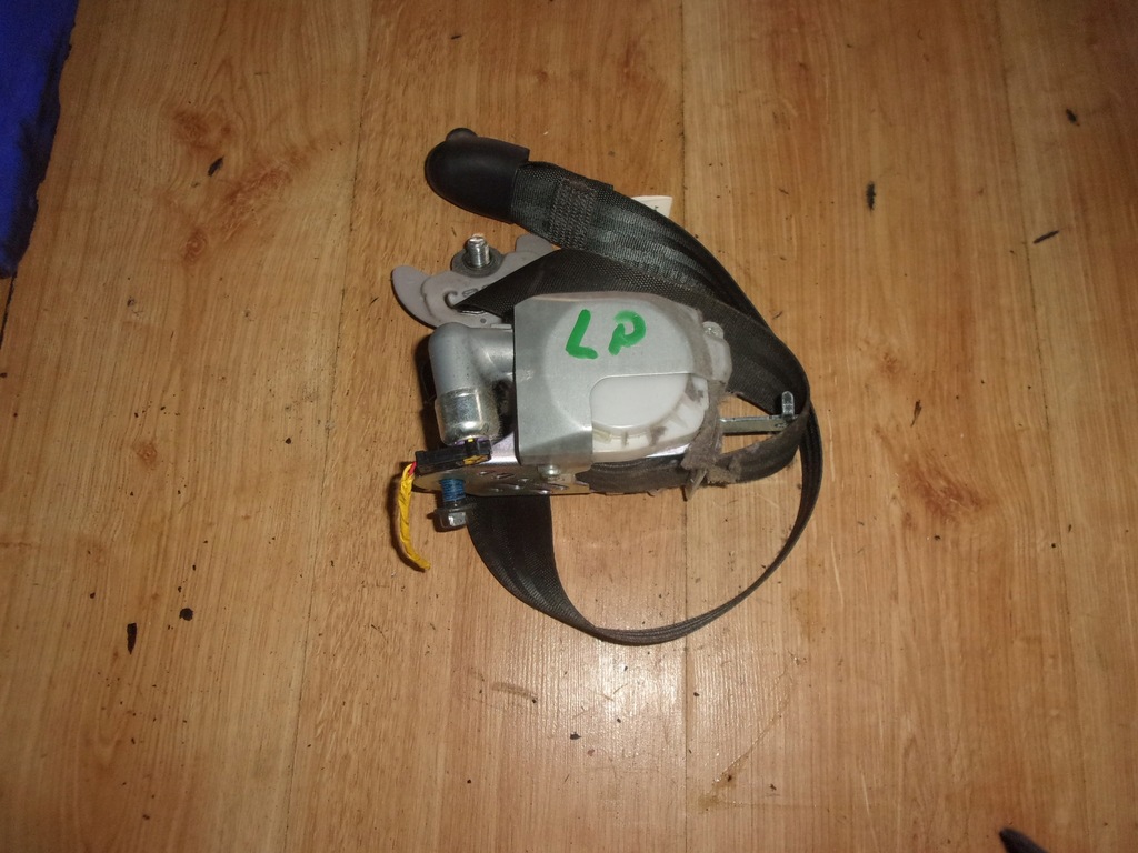 фото №1, Hyundai i30 i pas безпеки лівий перед