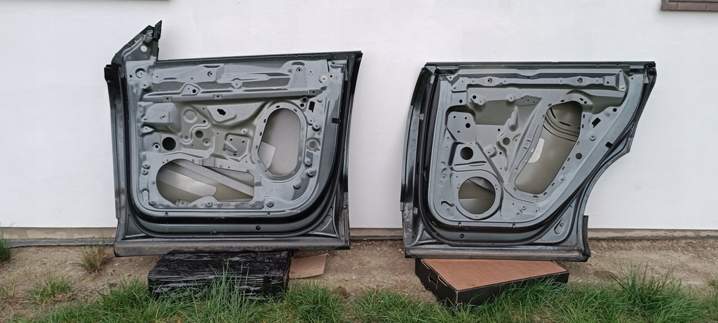 фото №10, Audi q8 4m8 дверь правое задняя ładne