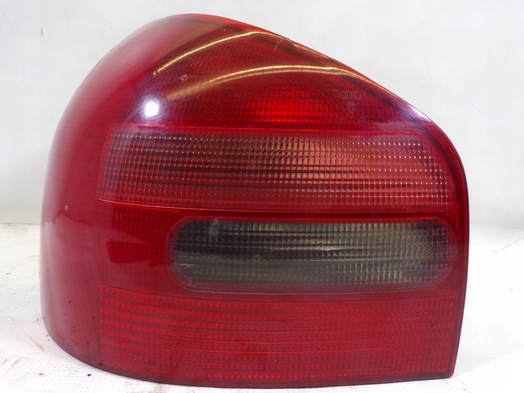 фото №1, Лампа задня задня ліва audi a3 8l 1