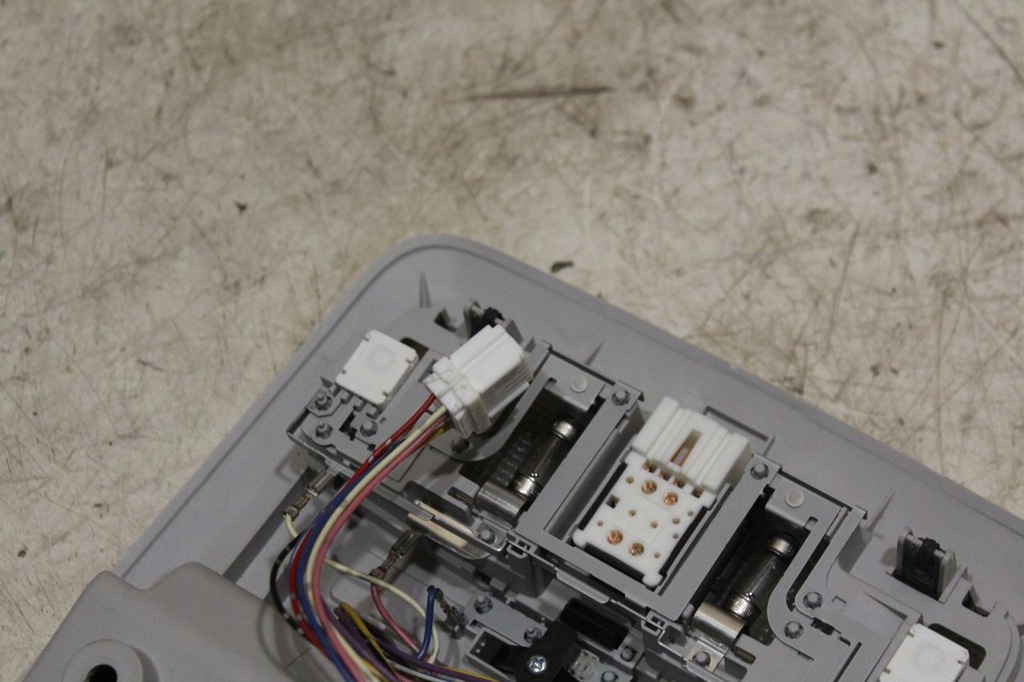 фото №9, Лампа освещение кабины потолочный панель subaru forester iv sj 84601sg01