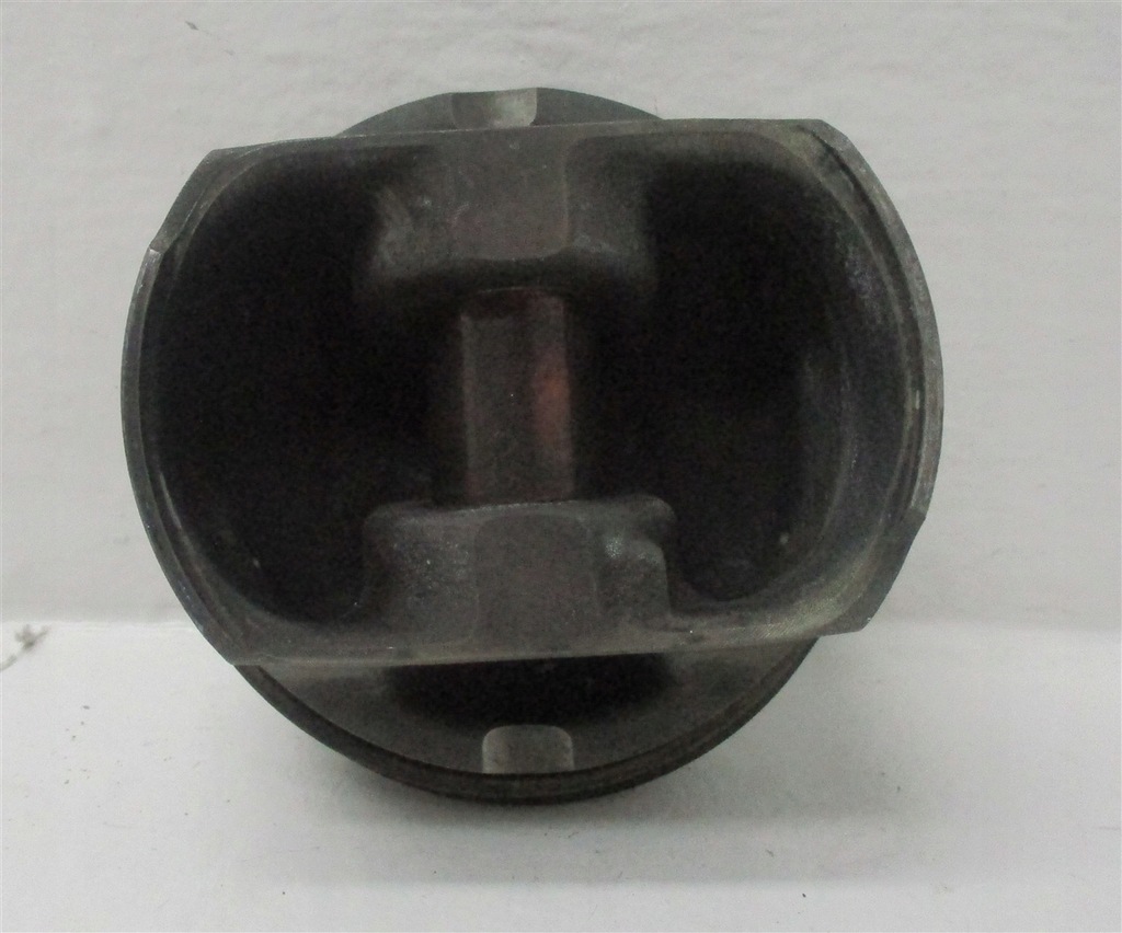 фото №8, Поршень audi s4 s5 4.2 fsi v8 cau 84.49 84p43