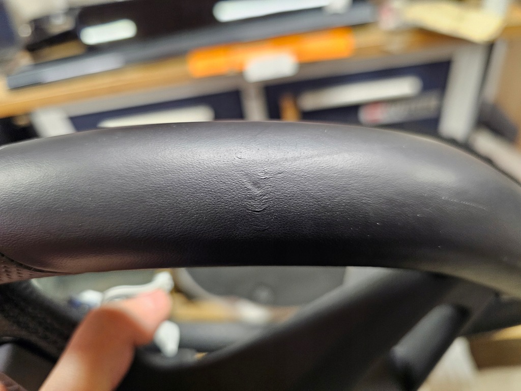 фото №13, Volkswagen golf viii воздуховод кожаный лепестки переключения 5h0959542c