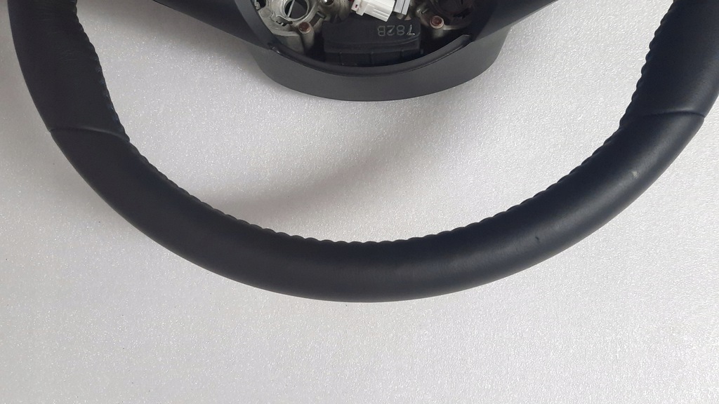 фото №6, Nissan leaf ii воздуховод кожаный