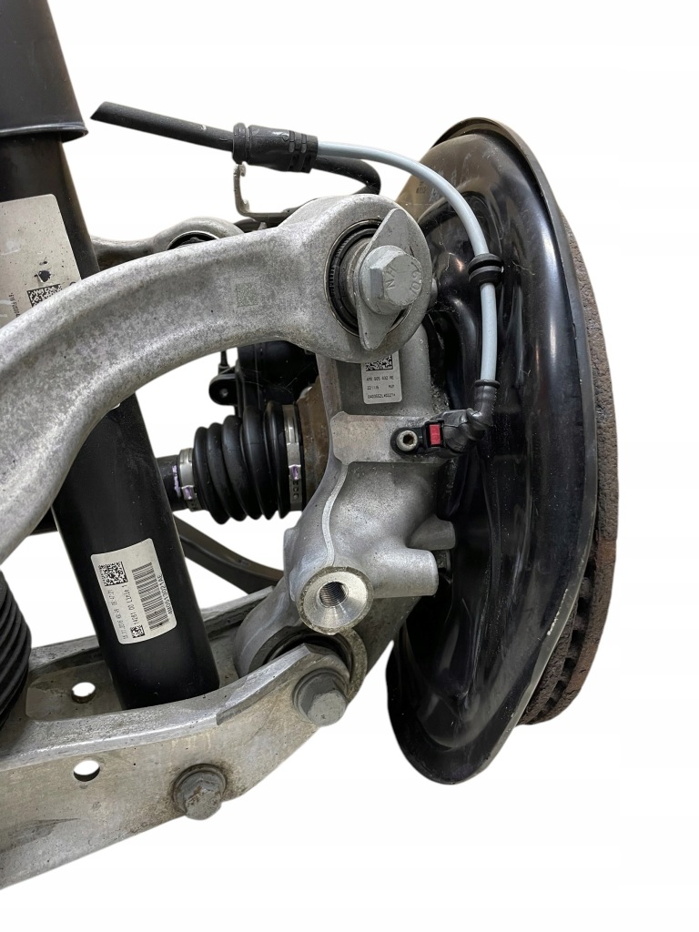 Підвіска праве  задні поворотний кулак амортизатор привідний вал важелі audi q7 4m0 Ціна