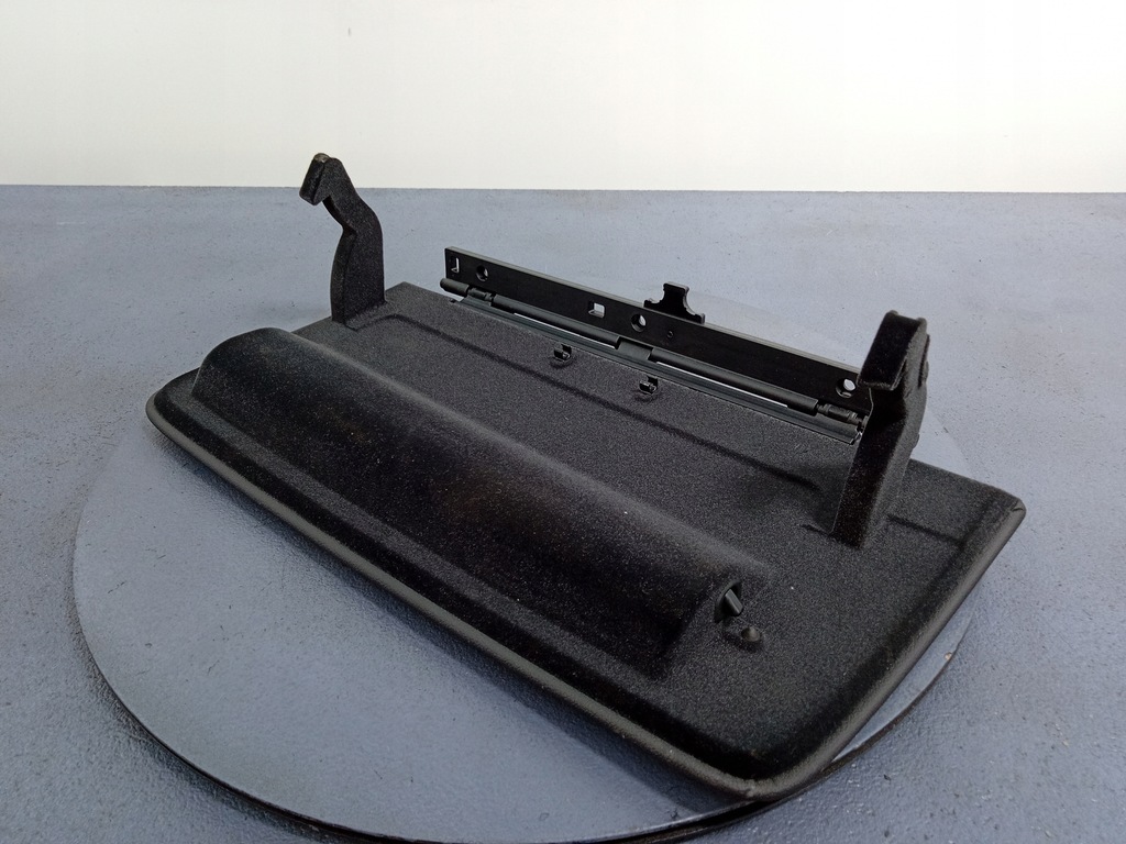 фото №4, Bmw 7 g11 g12 кришка бардачка пасажира eu 9348658