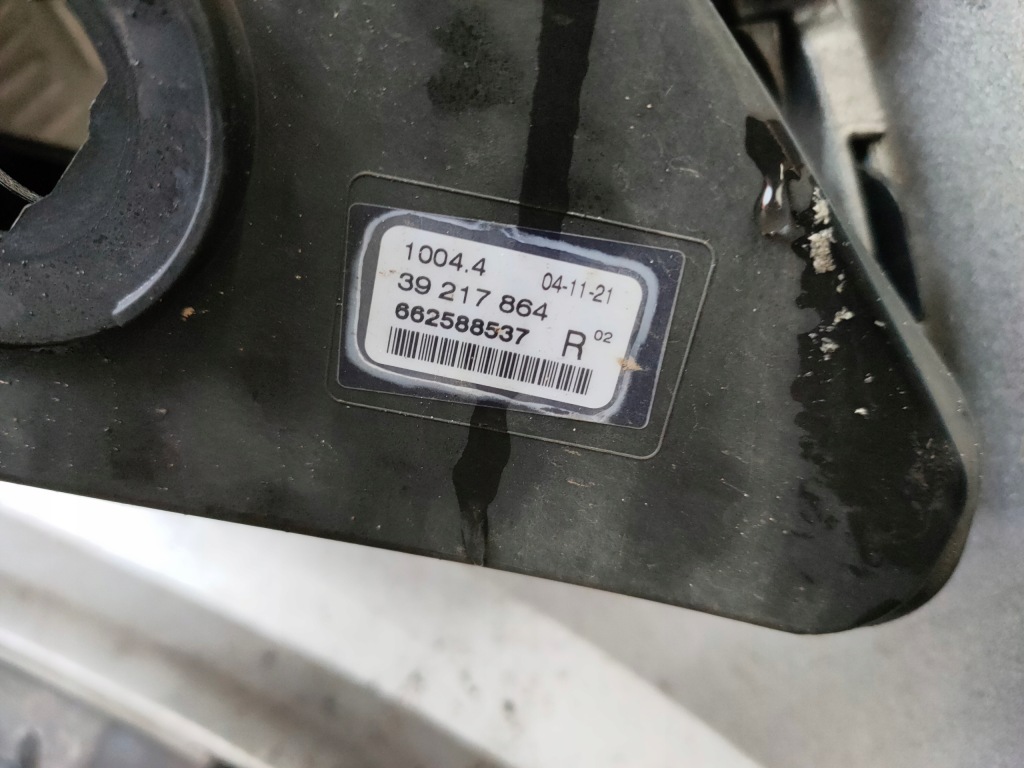 Opel astra v k 19-22 рестайлінг  бампер протитуманна фара правий + решітка + заглушка набір Оригінал