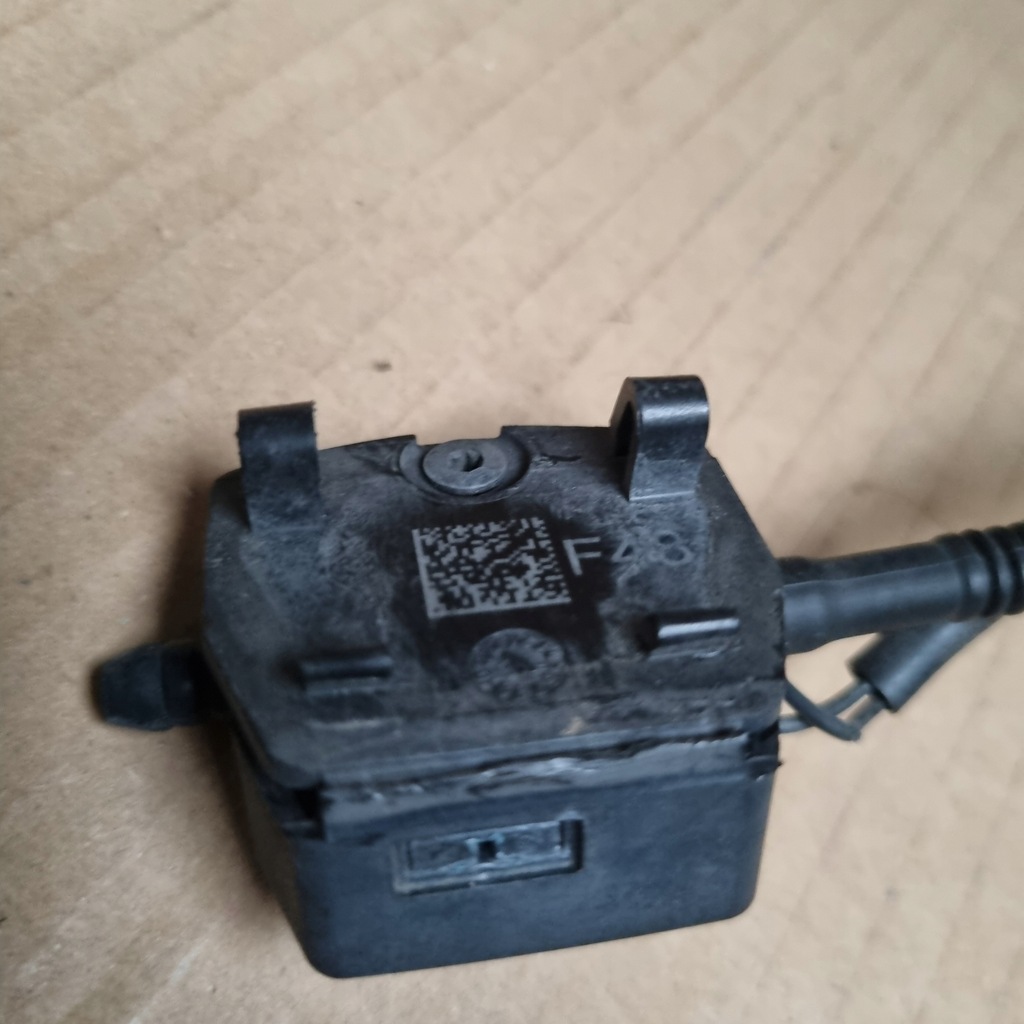 фото №7, Защита щель капот 7427124 bmw x1 f48