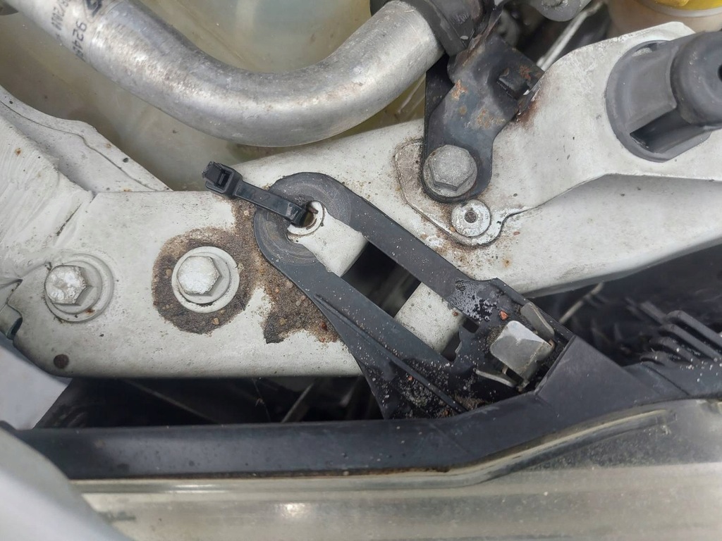 фото №10, Kompletny перед капот бампер лампа крыло renault megane iii ov369