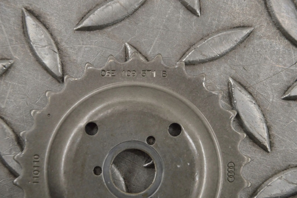 фото №11, Audi a5 8t 8f 2012 колесо зубчатое цепи распределительного вала