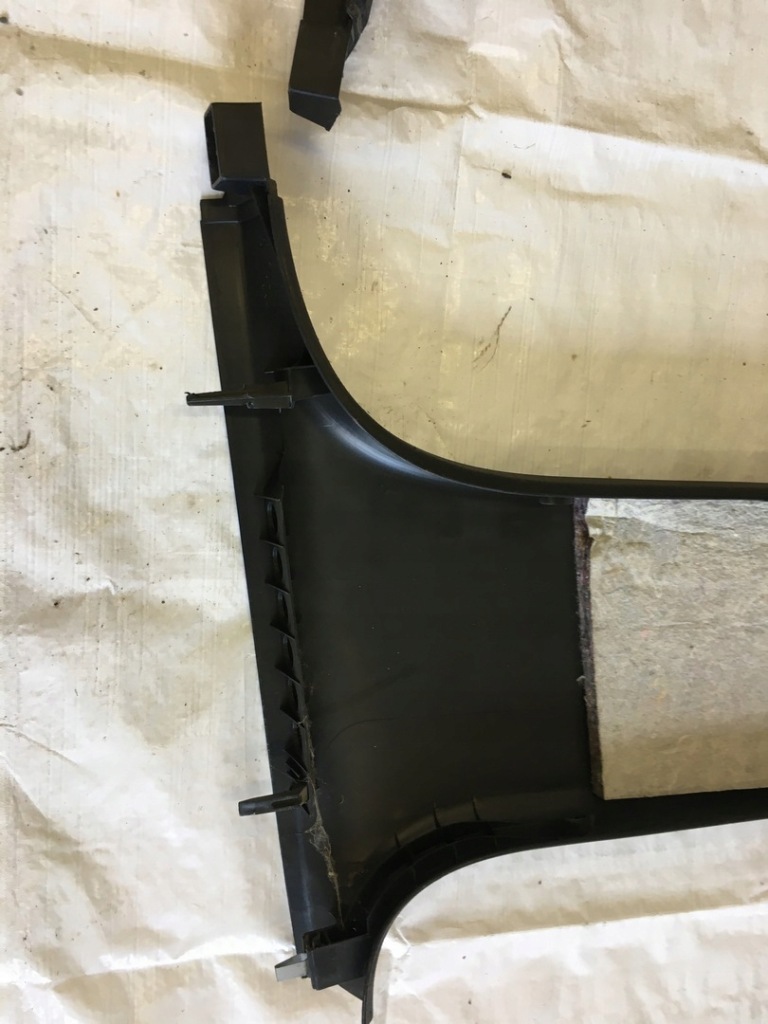 Накладка стійка b ліва audi a4 b7 avant 8e0867239 Ціна