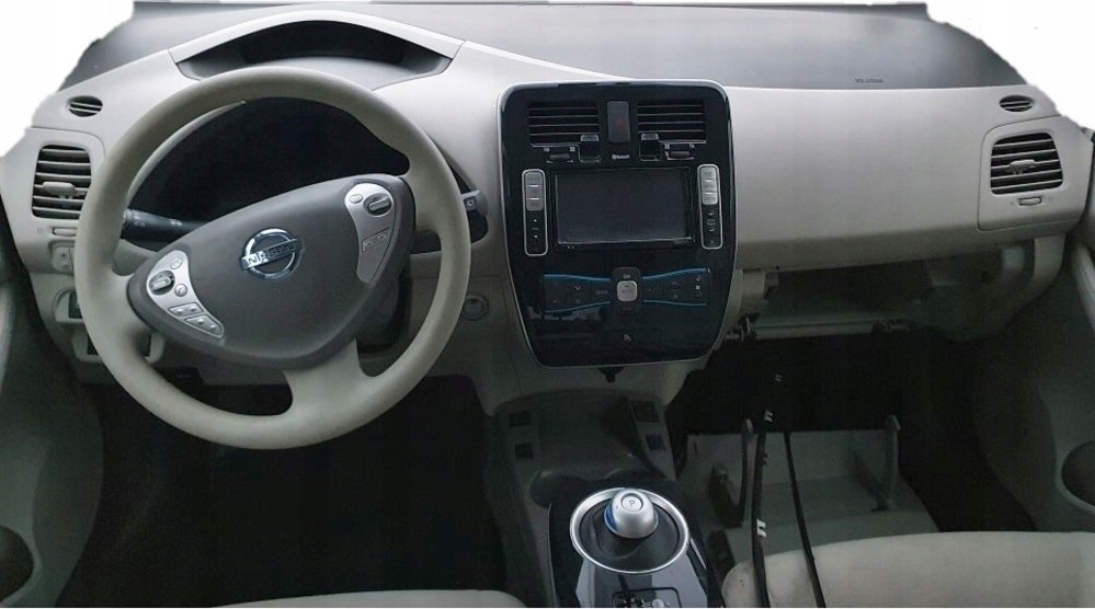 фото №13, Nissan leaf 1 i ze0 каркас кронштейн порт заряджання решітка радіатора кришка камера