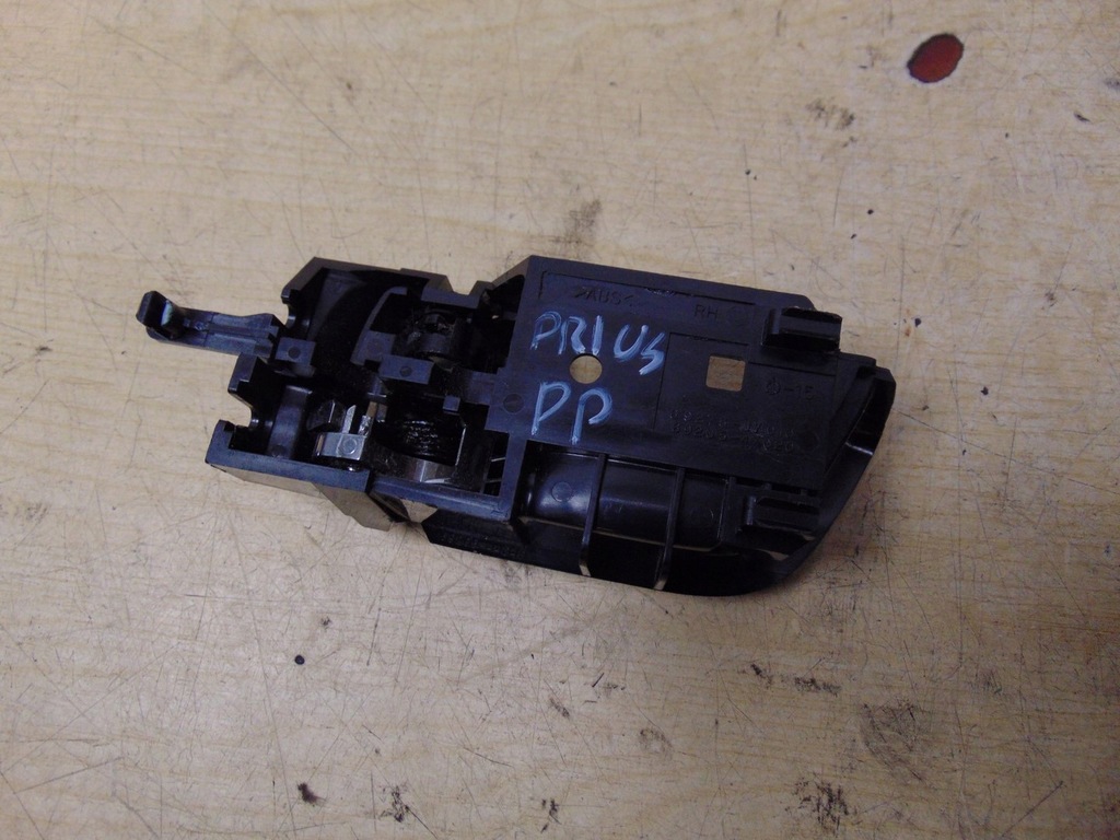 фото №9, Ручка внутрішня двері права перед toyota prius ii 2002- 69205-47020