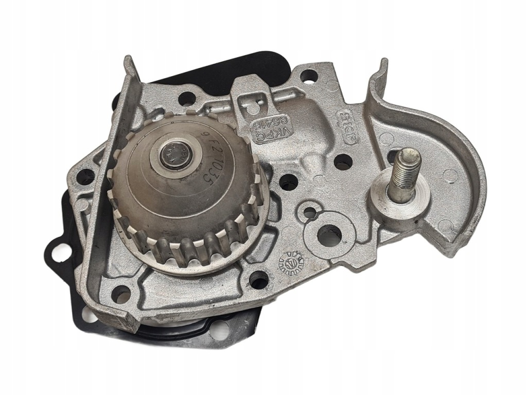 Купить Насос воды renault kangoo 1.4