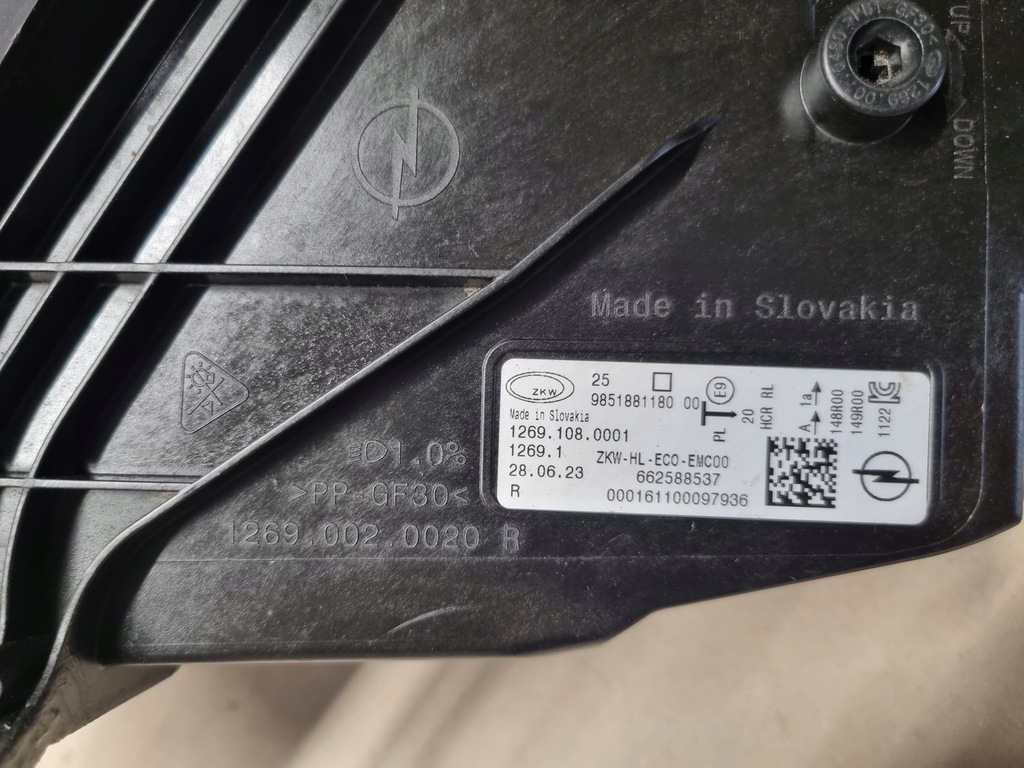 фото №9, Лампа правая левая передняя перед opel astra vi l 6 full led