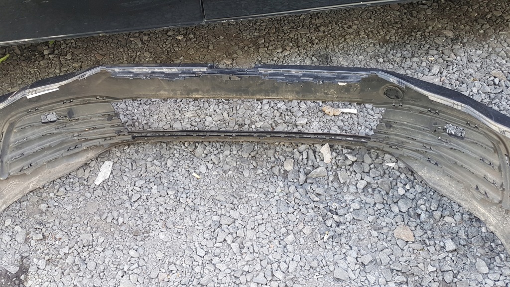 фото №13, Vw golf viii 8 5h бампер перед передний хороший нет клеёный