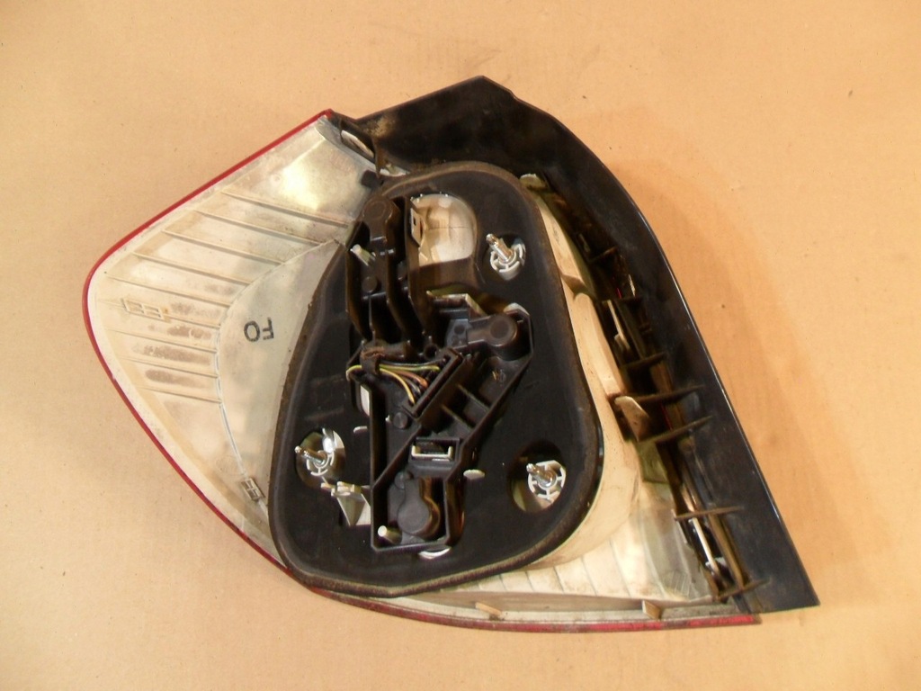 фото №11, Bmw 1 e81 e87 лампа задня права 301s380000