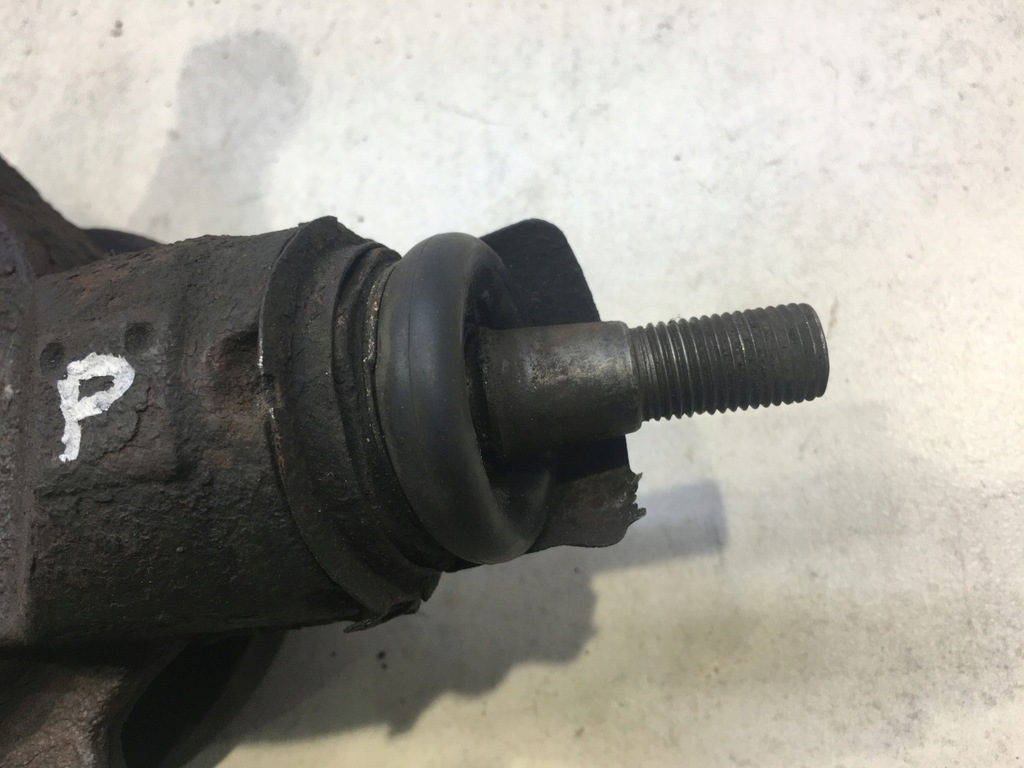 фото №10, Поворотный кулак правая peugeot 307 2.0 16v