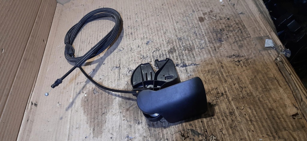 фото №8, Ручка кронштейн відкривання капот трос q5 8r 8r18236